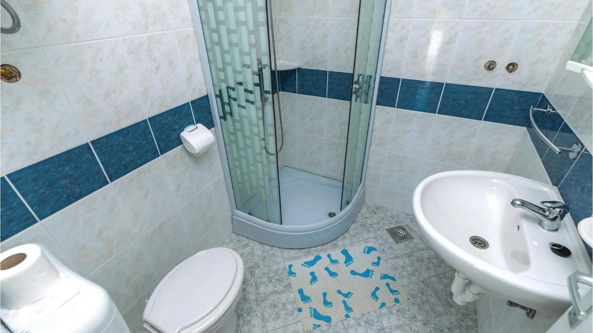 Awesome Apartment In Klenovica With Wifi